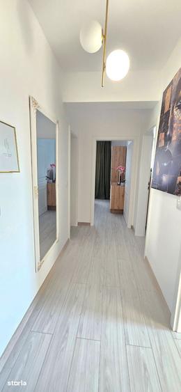Apartament cu 2 camere decomandat în Miroslava