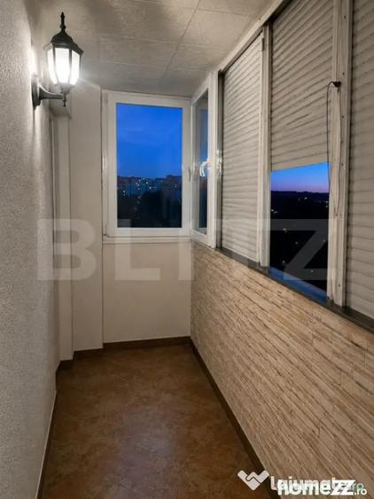 Apartament cu 4 camere decomandat în Tudor