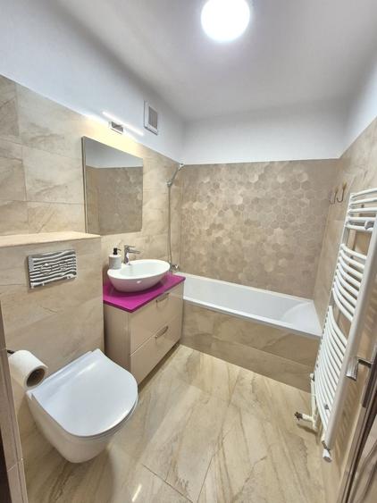 Apartament cu 3 camere semidecomandat în Țiglina 2