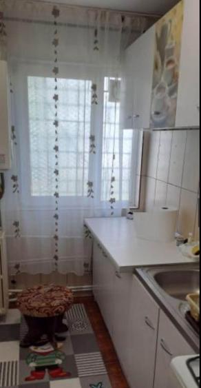 Apartament cu 2 camere în Km 4-5