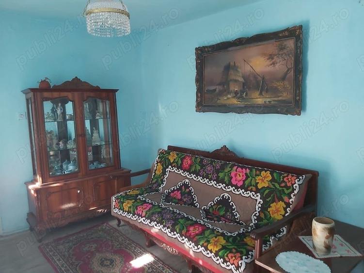 Casă cu 5 camere în Babșa