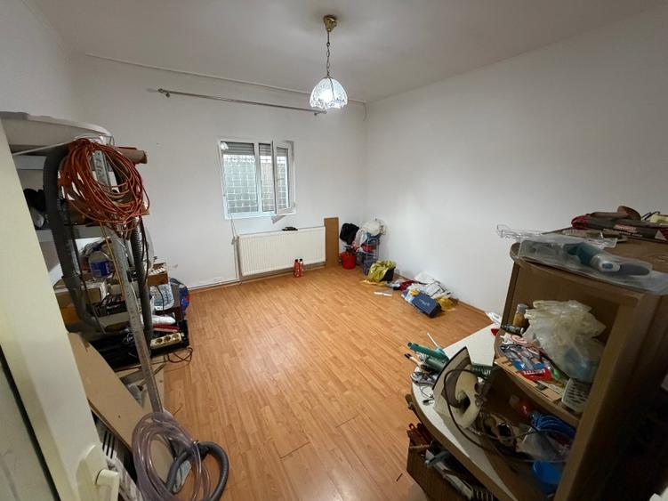 Casă individuală cu 3 camere cu Teren 223 Mp în Central