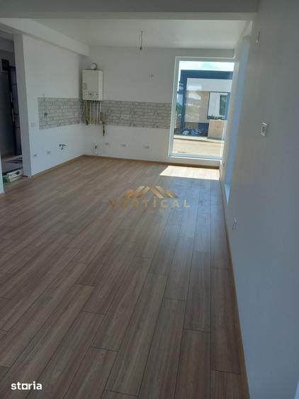 Apartament cu 3 camere în Berceni