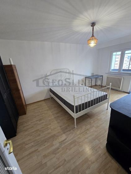 Apartament cu 2 camere decomandat în Aurel Vlaicu