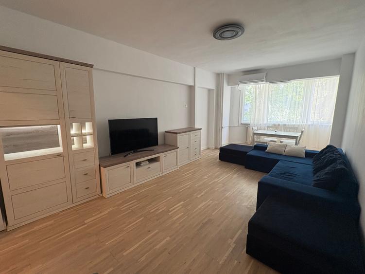 Apartament cu 2 camere decomandat în Octavian Goga