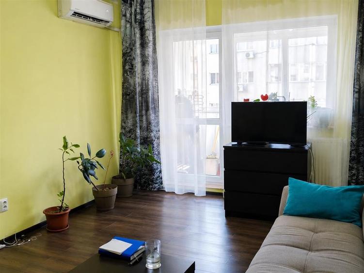 Apartament cu 2 camere decomandat, mobilat în Colentina