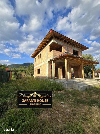 Casă cu 3 camere cu Teren 780 Mp în Cicârlău