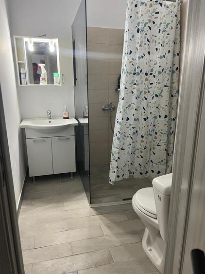 Apartament cu 2 camere decomandat în Berceni