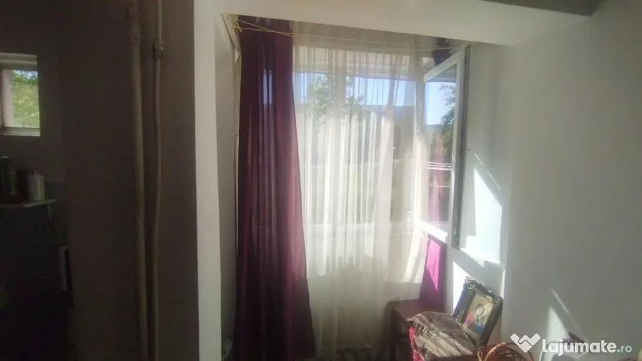 Garsonieră în Nicolina