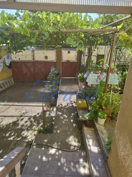 Casă individuală cu 3 camere cu Canalizare în Dâmbul Rotund