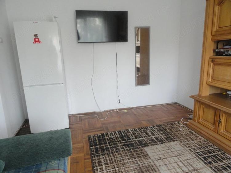 Garsonieră decomandată în Central