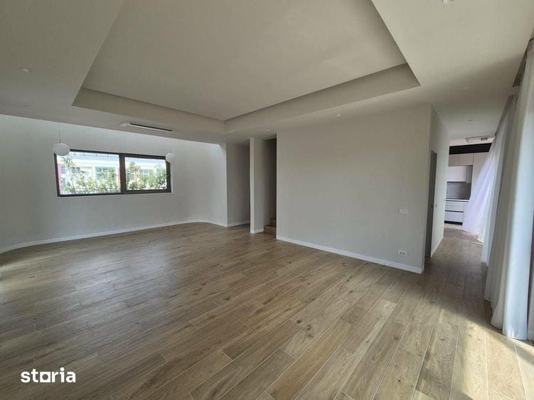 Apartament cu 4 camere în Ștefan cel Mare