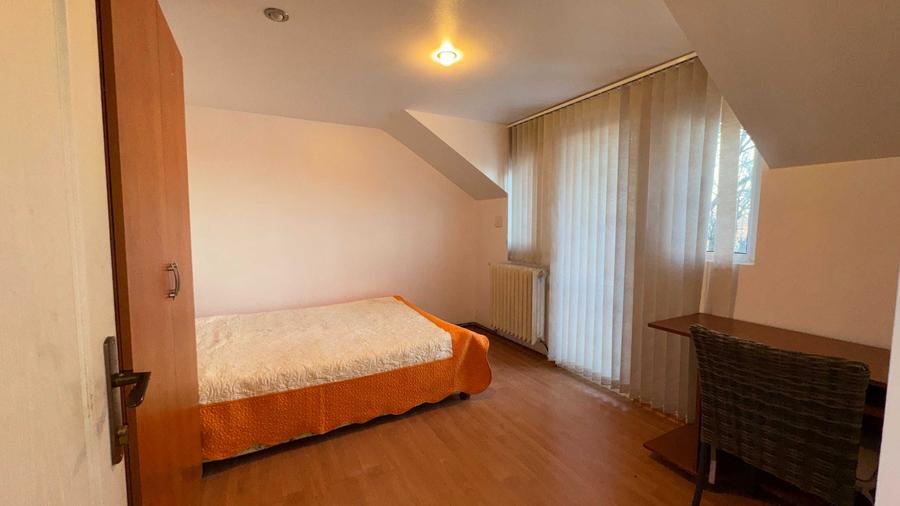 Apartament cu 4 camere decomandat în Copou
