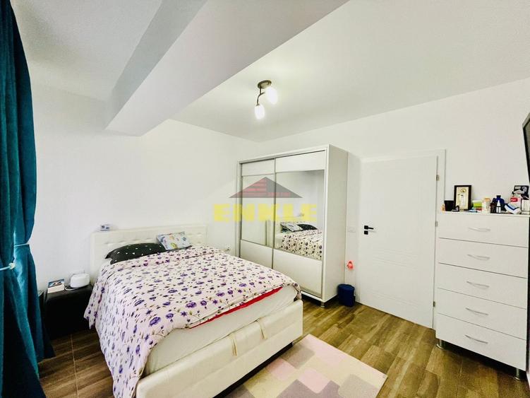 Casă individuală cu 4 camere cu Teren 180 Mp în Periferie