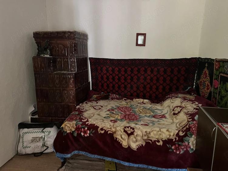 Casă cu 4 camere cu Teren 2000 Mp în Cocora