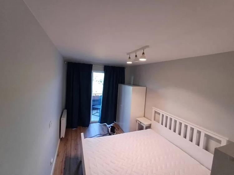 Apartament cu 2 camere semidecomandat, mobilat în Sopor
