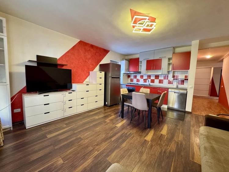 Apartament cu 2 camere decomandat, mobilat în Florești