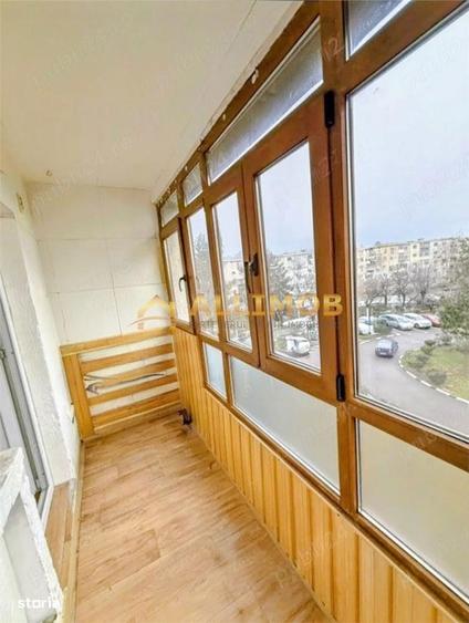Inchiriere apartament 3 camere in Ploiesti, zona 9 Mai - 8