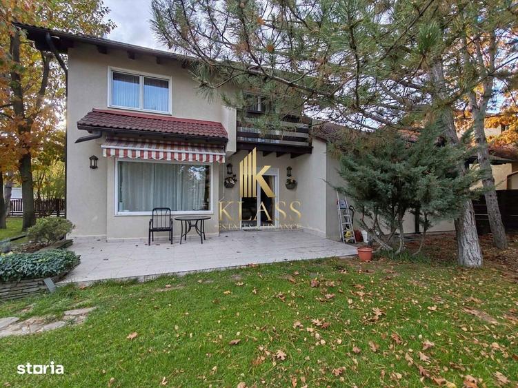 Casă cu 4 camere în Ostratu