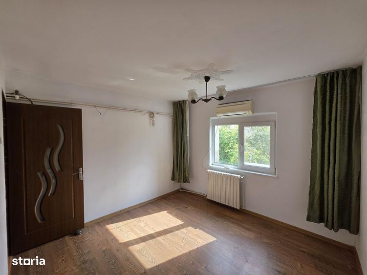Apartament cu 3 camere, mobilat în Central