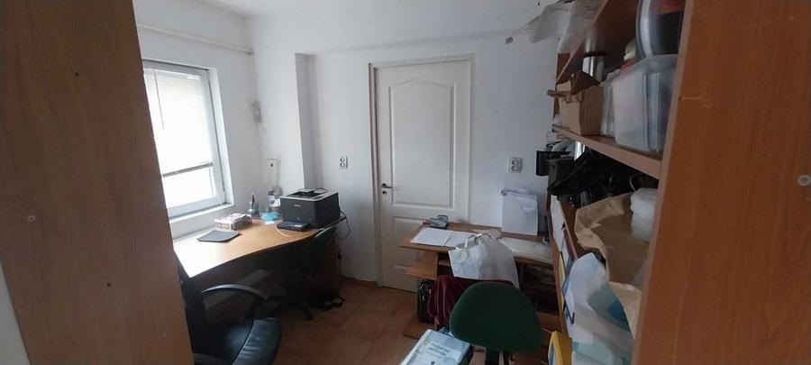 Spațiu comercial, de 53 mp, în Central