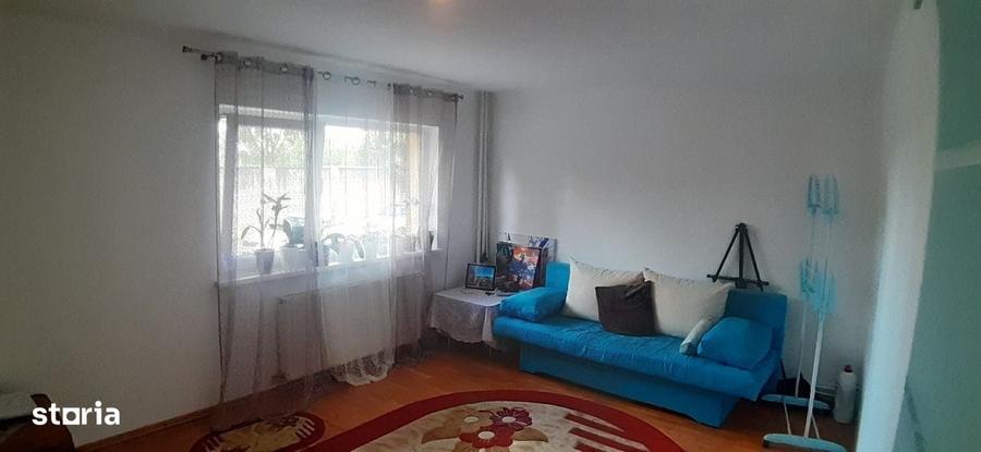 Vindem 2 camere Scriitorilor, parter cu balcon 68 mp. - 5