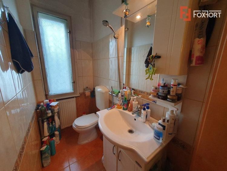 Duplex cu 6 camere cu Canalizare în Brâncoveanu