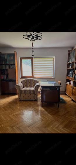 Central - vanzare casa, 2 anexe plus teren 881mp - 4