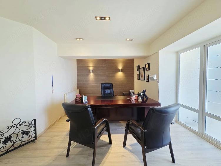 Spațiu comercial, de 210 mp, în Central