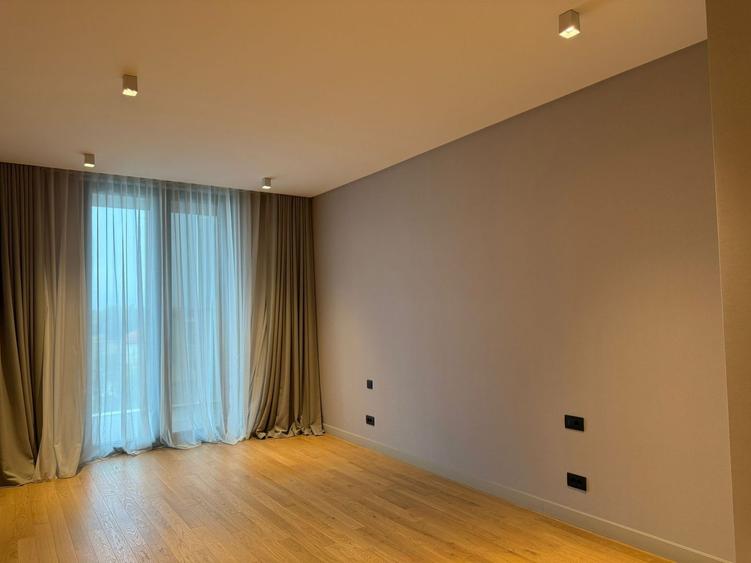 Apartament cu 4 camere, mobilat în Floreasca