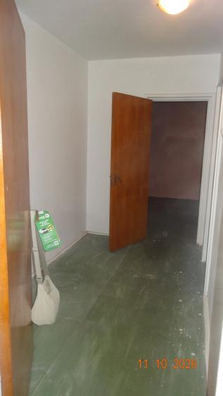 Apartament cu 3 camere semidecomandat în Theodor Pallady