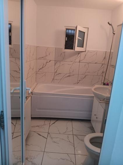 Apartament cu 2 camere decomandat în Smârdan