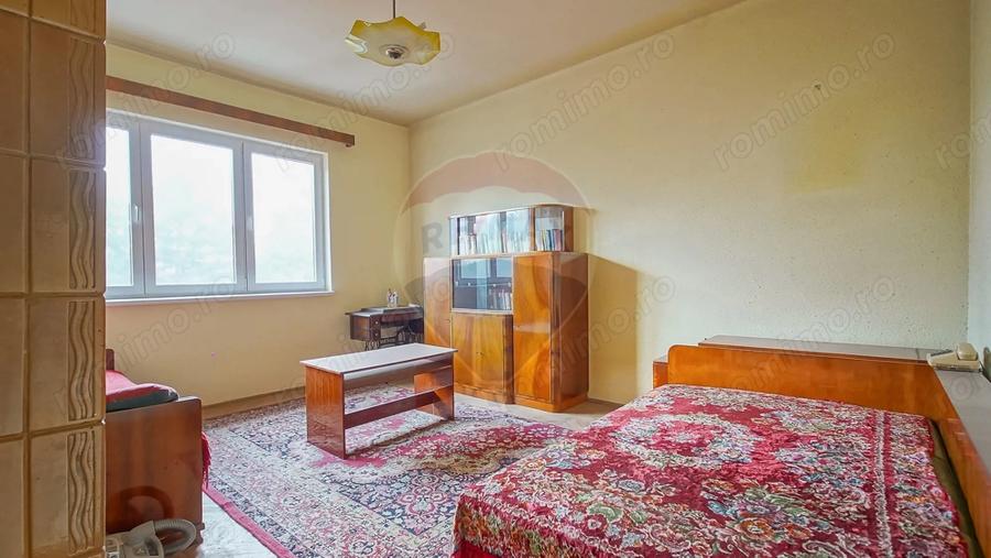 Apartament cu 3 camere decomandat în Centrul Civic