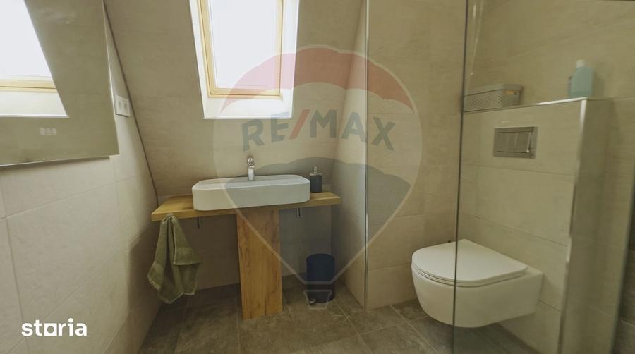 Spațiu comercial, de 100 mp, în Mărișel