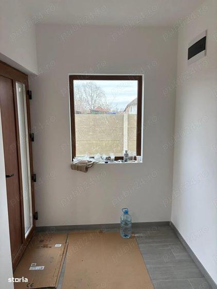 Casă cu 4 camere cu Teren 470 Mp în Sânmihaiu Român