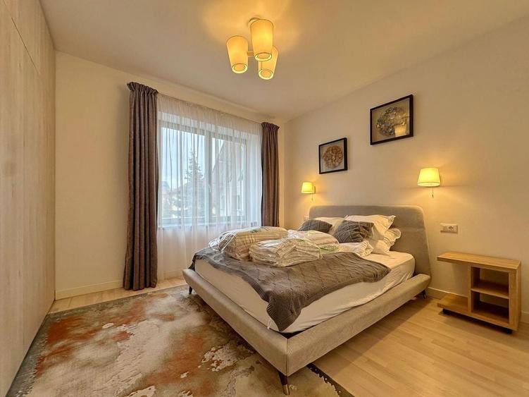 Apartament cu 3 camere decomandat, mobilat în Centrul Istoric