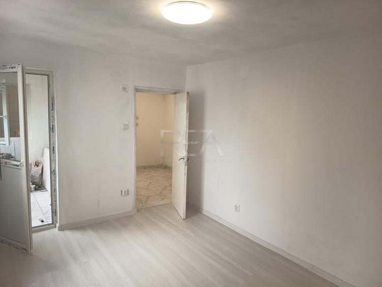 2 camere decomandat renovat Aleea Lamote?ti | Etaj 6/10 | S - 13
