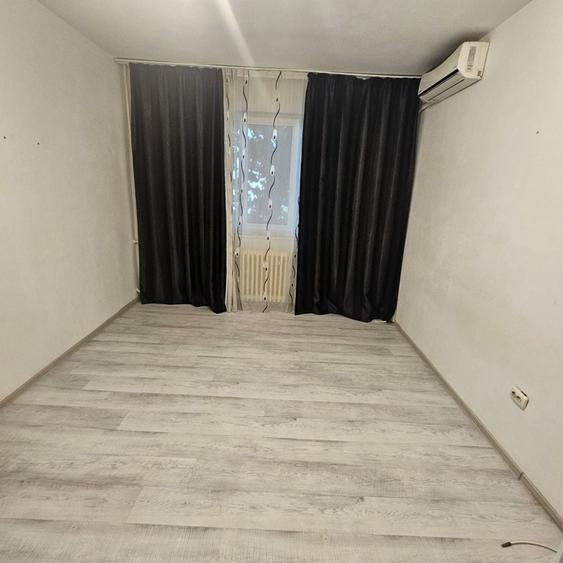 Garsonieră în Sârbi