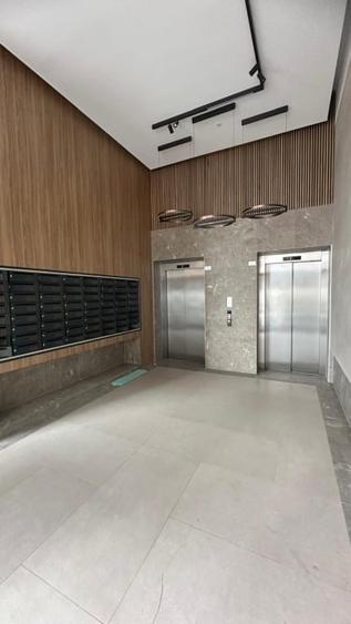 Apartament cu 2 camere decomandat, mobilat în Tractorul