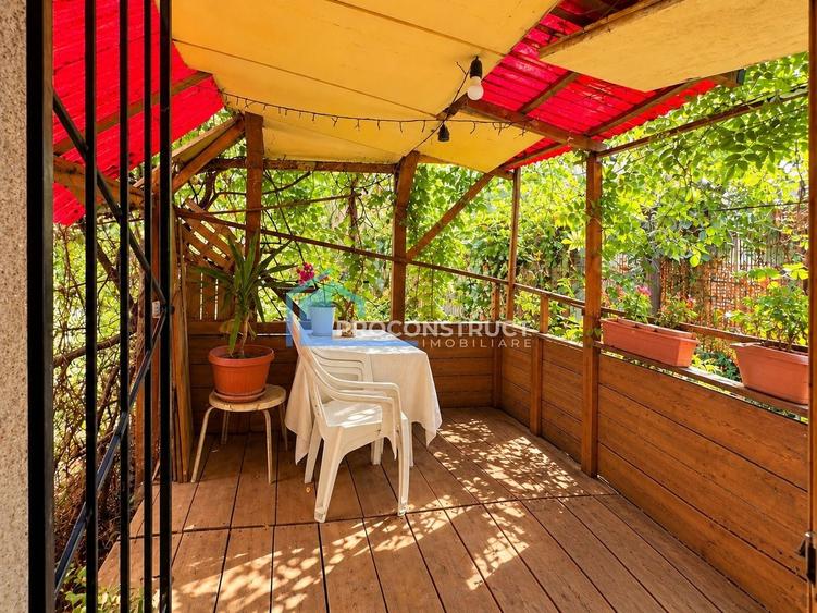 Apartament cu 3 camere decomandat, mobilat în Girocului