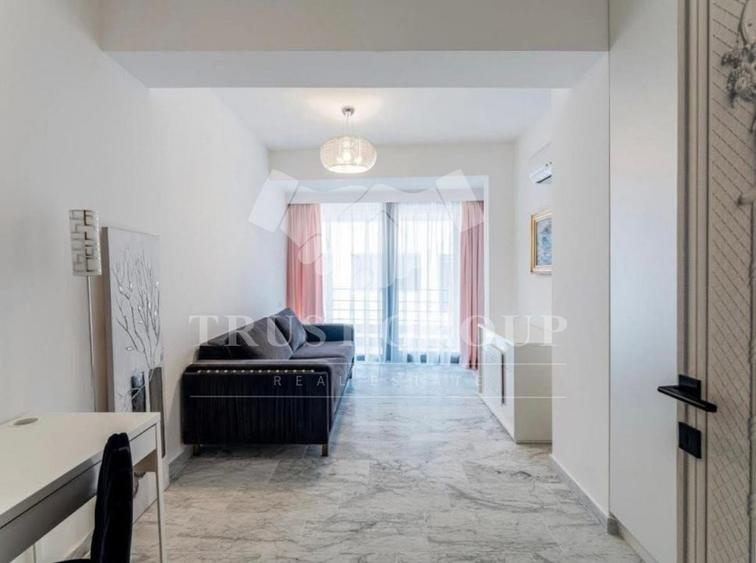 Apartament cu 3 camere semidecomandat, mobilat în Șoseaua Nordului