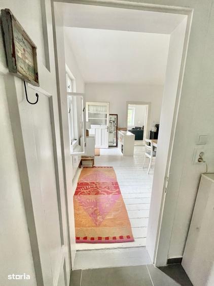 Casă cu 4 camere cu Teren 2178 Mp în Ațel