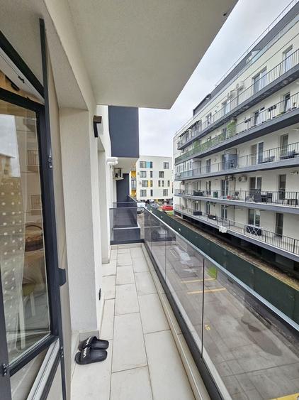 Apartament cu 3 camere semidecomandat în Theodor Pallady