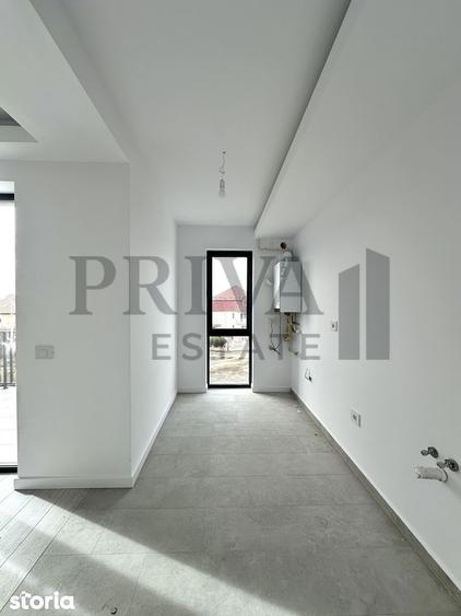 Apartament cu 3 camere decomandat în Girocului