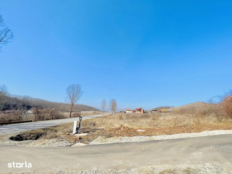 Teren de 1493 mp, în Ciugud