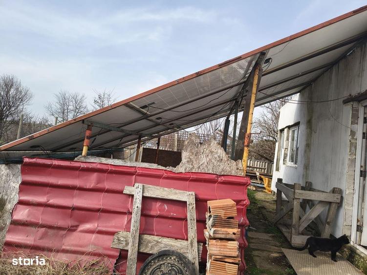 Casă cu 7 camere cu Teren 440 Mp în Sud