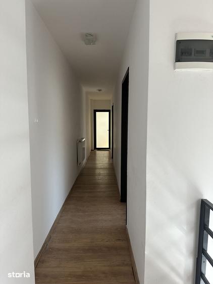 Spațiu comercial, de 180 mp, în Central