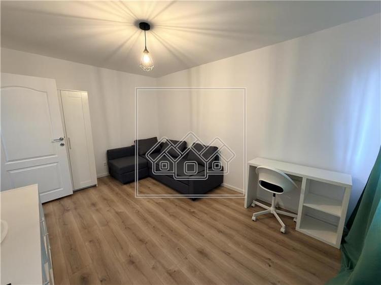 Garsoniera decomandata de inchiriat, renovata si mobilata modern - Valea Aurie, - 3