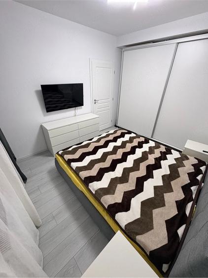 Apartament cu 2 camere decomandat în Giroc