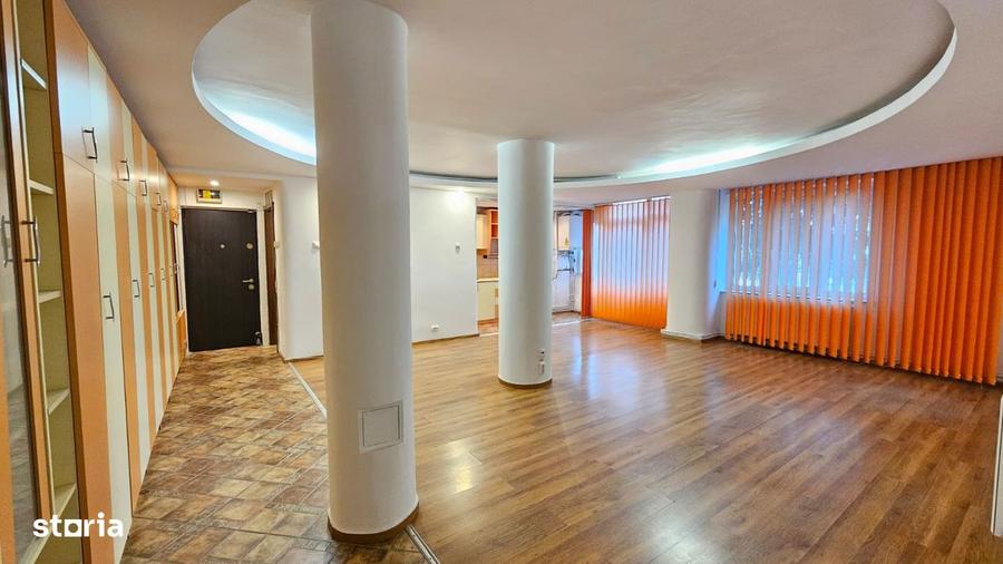 Spațiu comercial, de 100 mp, în Centrul Civic
